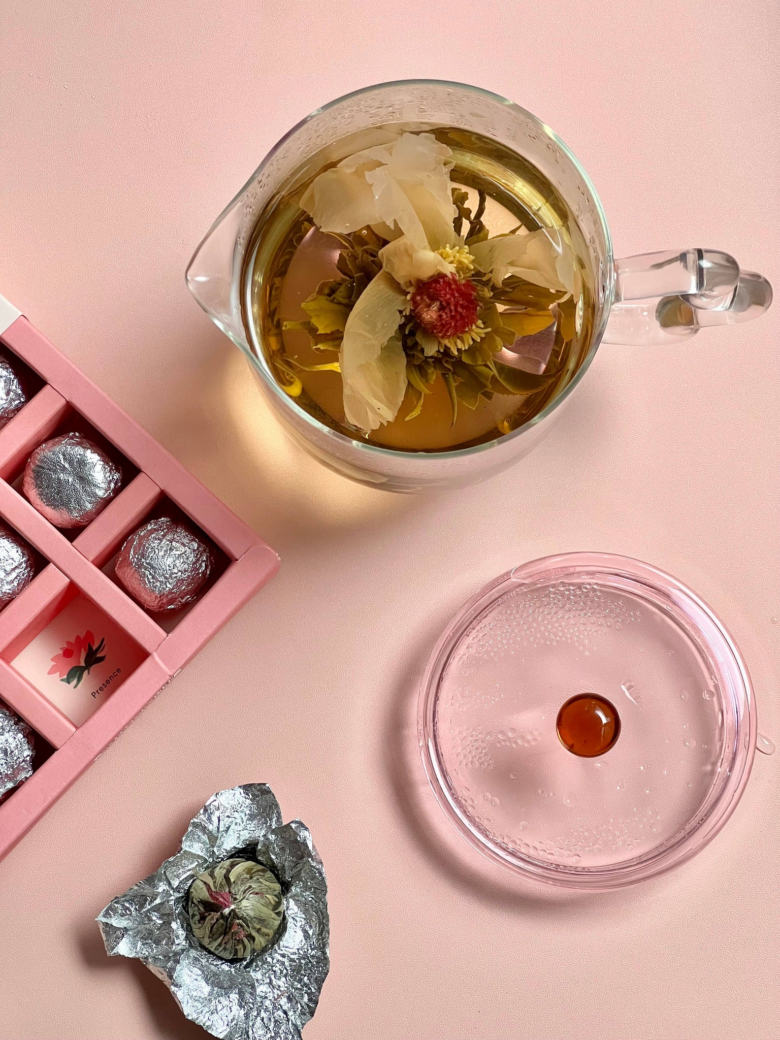 Peony Blooming Tea by The Qi
